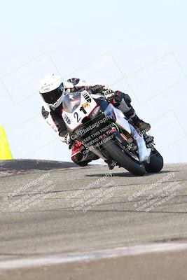 media/Nov-03-2024-TrackDaz (Sun) [[44580f4982]]/A Group/1pm (Outside Grapevine)/